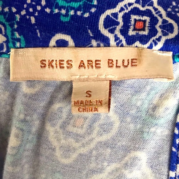 Skies Are Blue Tank - Picture 5 of 5